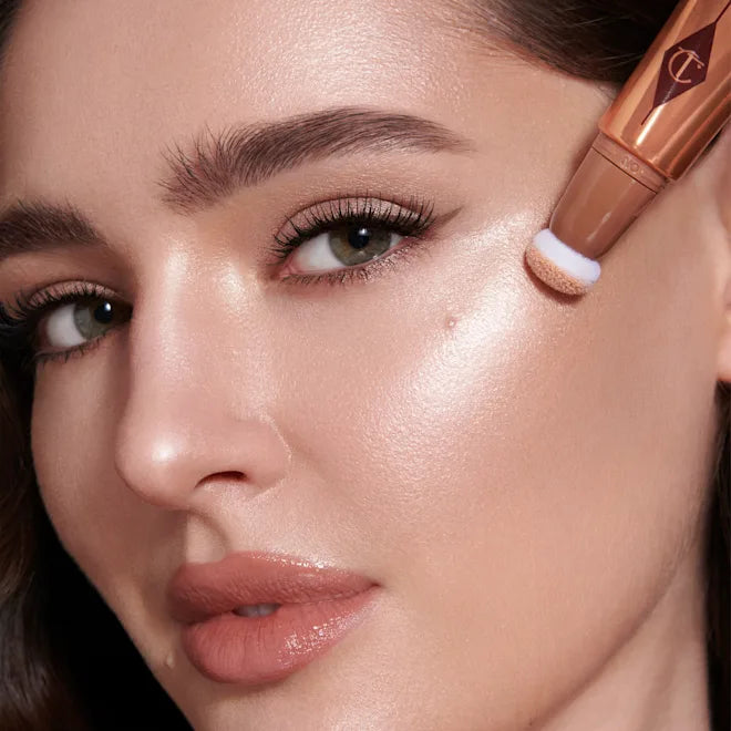 Charlotte Tilbury Hollywood Beauty Light Wand — Spotlight product image