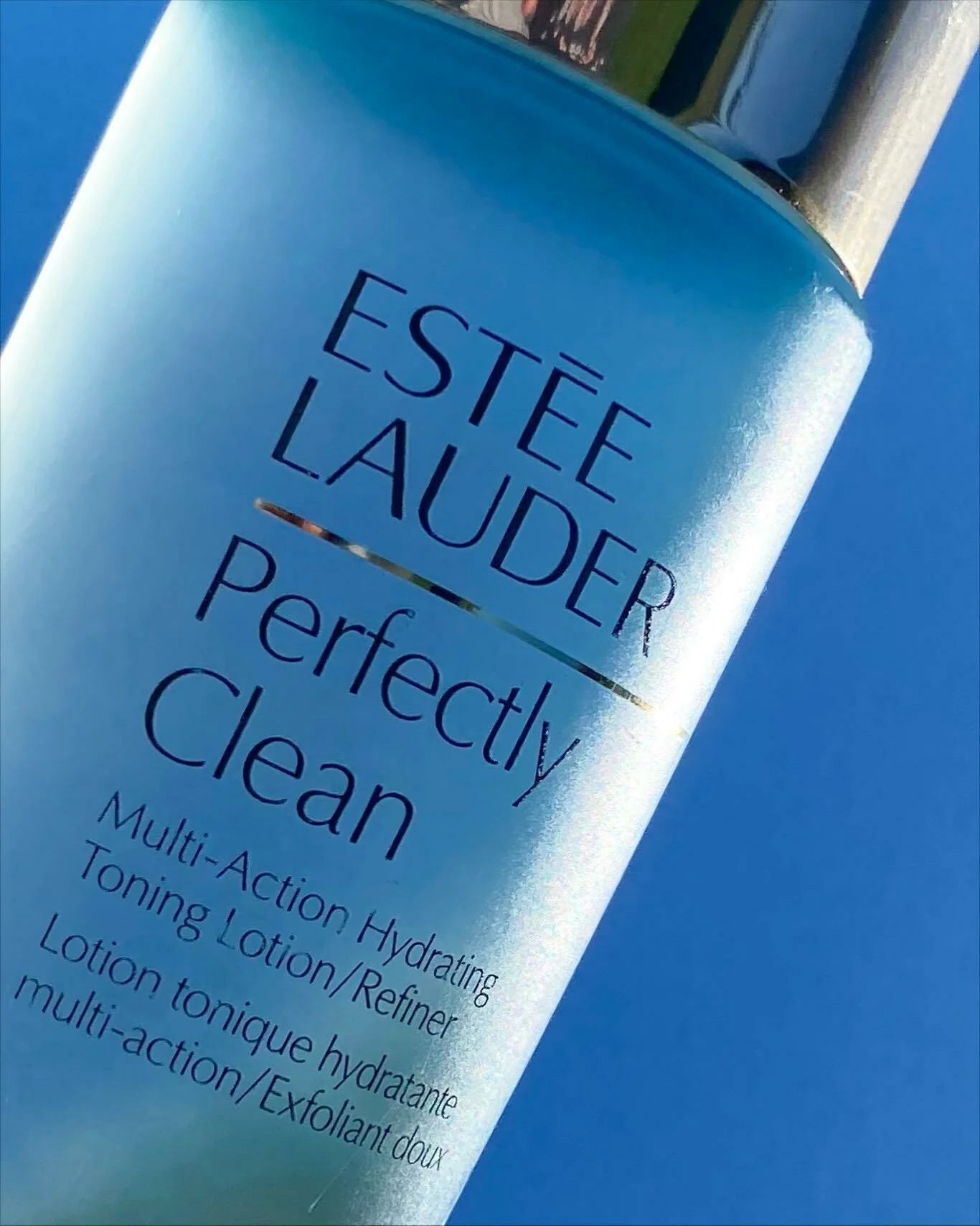 Estée Lauder Perfectly Clean Multi-Action Toning Lotion/Refiner shade detail