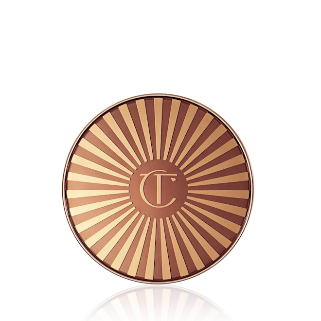 Charlotte Tilbury Beautiful Skin Sun-Kissed Glow Bronzer – Fair shade detail