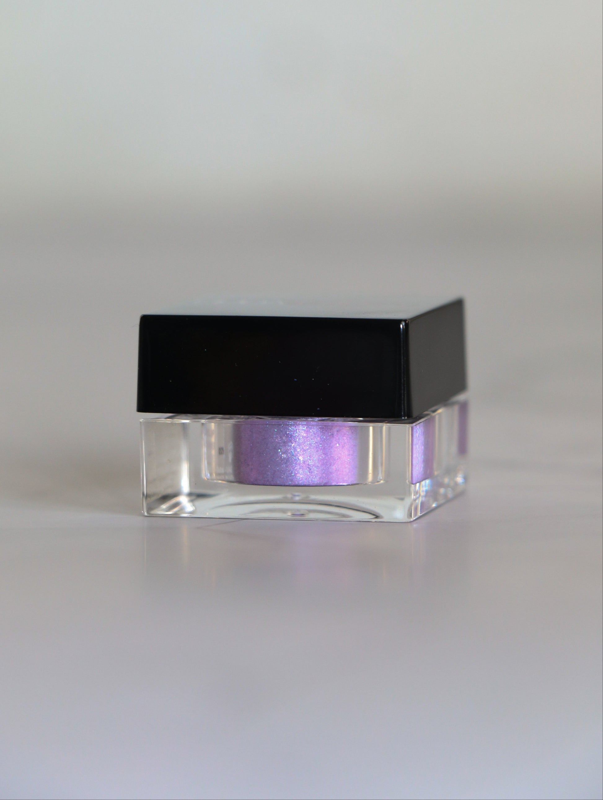 HUDA BEAUTY Glitter – Level Up (Purple) product image