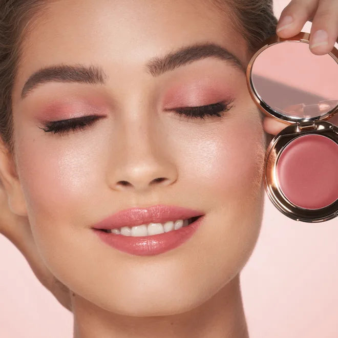 Charlotte Tilbury Pillow Talk Lip & Cheek Glow – Colour of Dreams shade detail